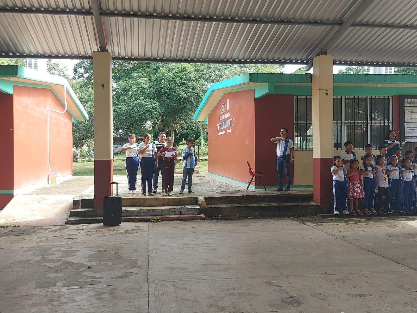 LOGO DE LA PRIMARIA NELTZAHUALCOYOTL